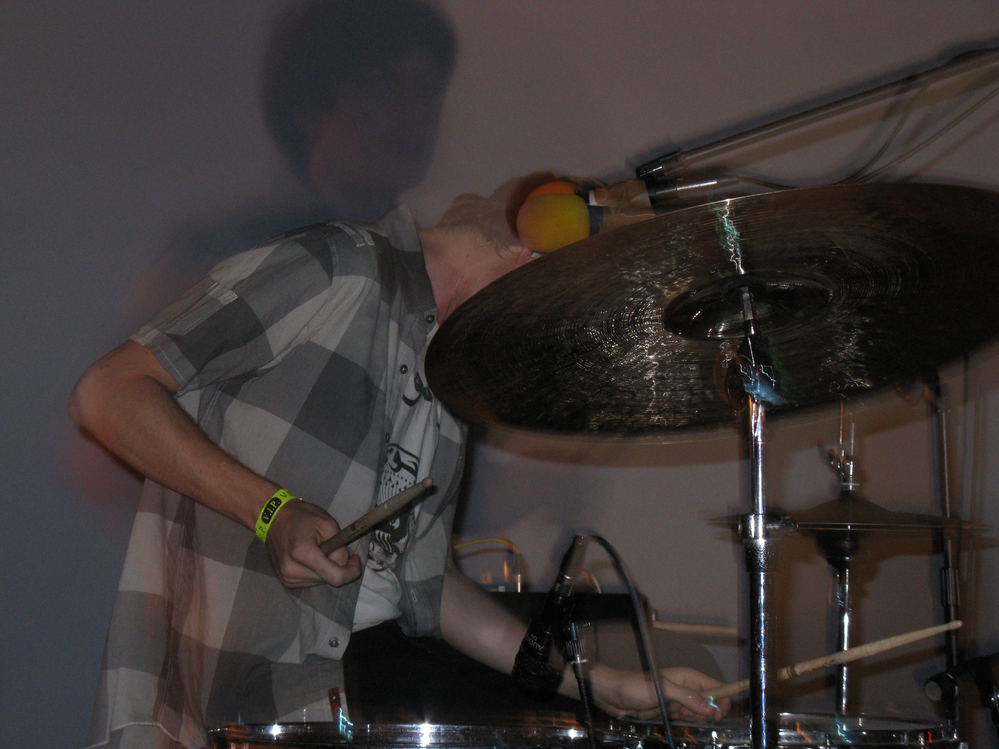 New Music: No Age - "You're A Target"