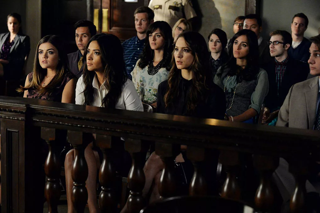 Pretty Little Liars S05E24