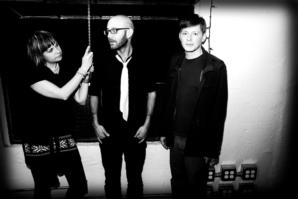 Premiere: Death Kit - 'Devadasi'
